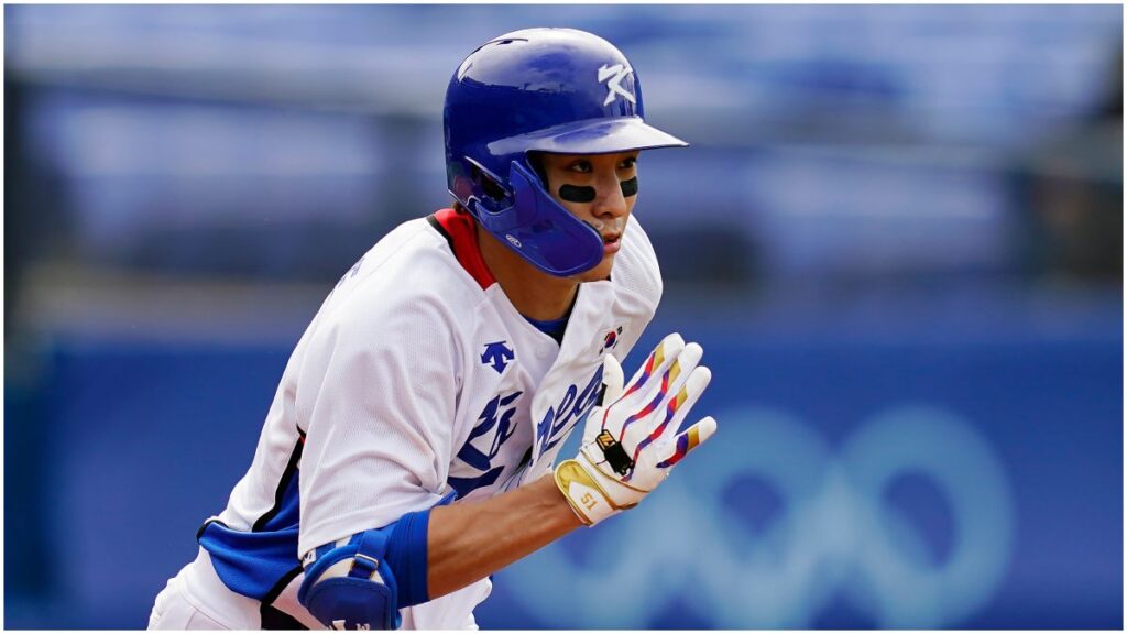 Jung Hoo Lee, la nueva estrella que buscaría la MLB | AP