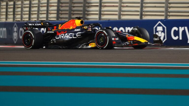 René Arnoux: “Si Red Bull tiene un coche tan bueno en 2024, los rivales de Verstappen tendrán otra temporada difícil”