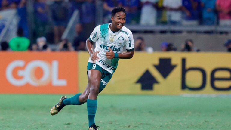 Endrick supera récord de goles de Neymar con 17 años y Palmeiras es bicampeón en Brasil