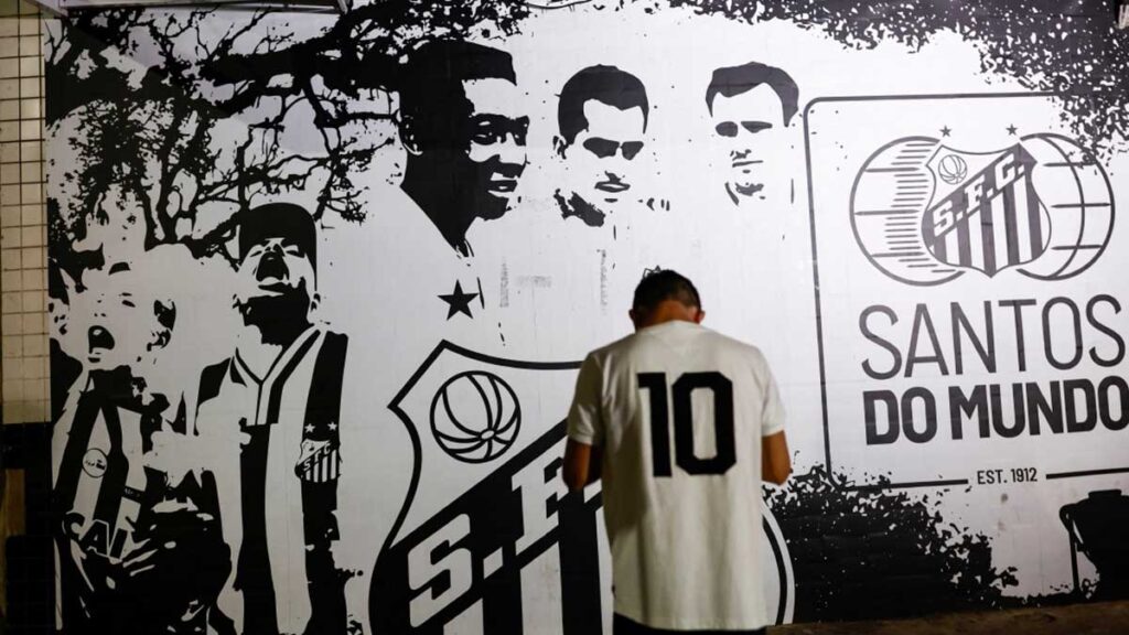 Santos le rinde un homenaje a Pelé | Reuters