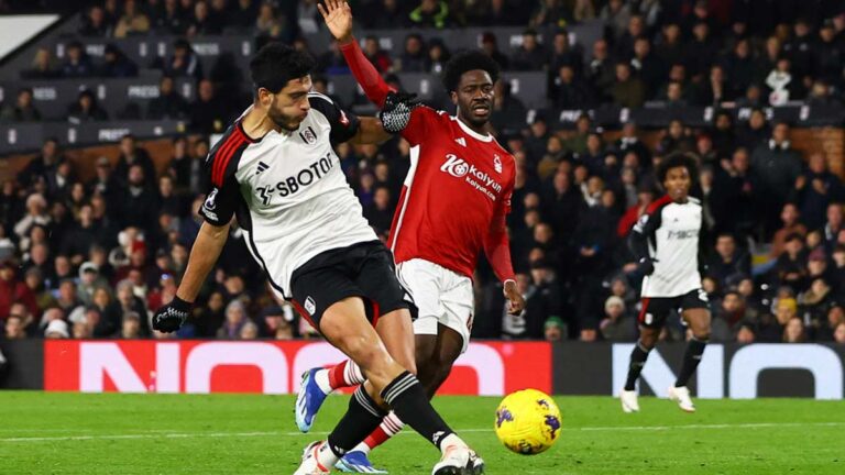 Raúl Jiménez tras doblete con Fulham: “Necesitaba una noche así”
