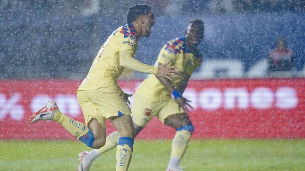 Diego Valdés pone en ventaja al América con un gol de vestidor ante San Luis | Imago7