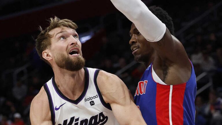 Los Kings se reponen de un déficit de 20 puntos para vencer a unos Pistons que no levantan en la NBA