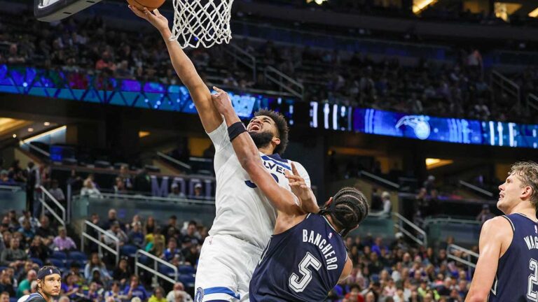 Karl-Anthony Towns anota 28 puntos y los Timberwolves vencen al Magic