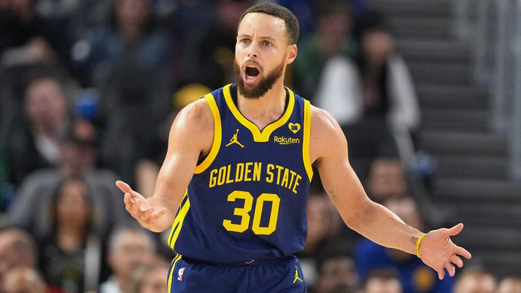 Stephen Curry lidera las listas de jerseys más vendidos | Reuters