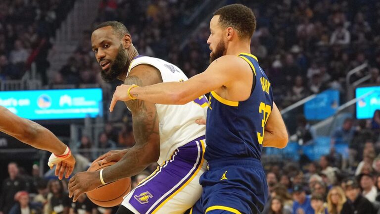 Lakers se lleva la batalla más grande entre LeBron y Curry