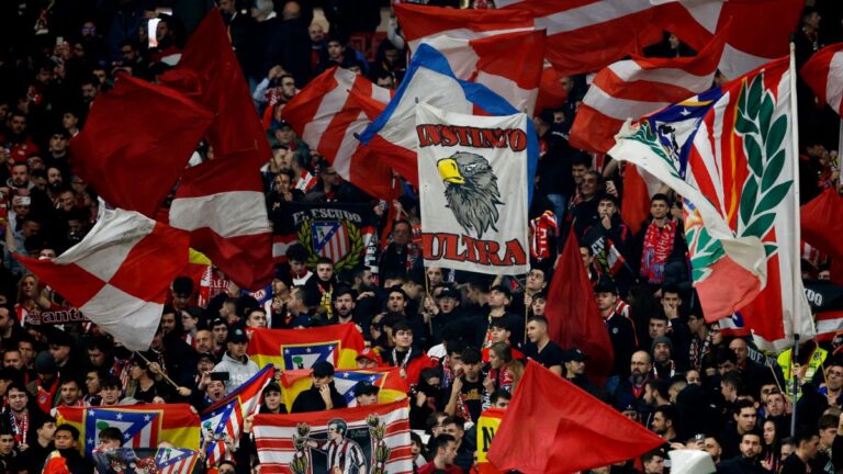 Aficionados del Atlético de Madrid entonan lamentables cánticos racistas sobre Vinicius antes del duelo contra Real Madrid