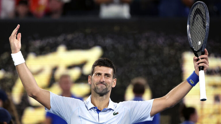 Novak Djokovic se mete a cuartos de final del Australia Open