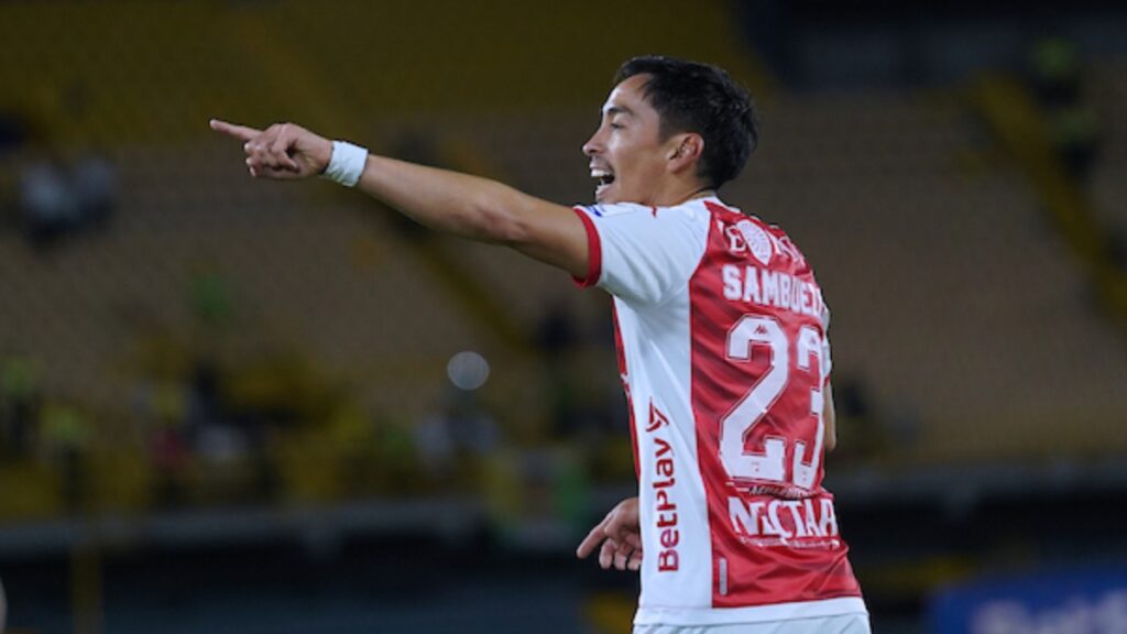 Fabián Sambueza jugando con Santa Fe.