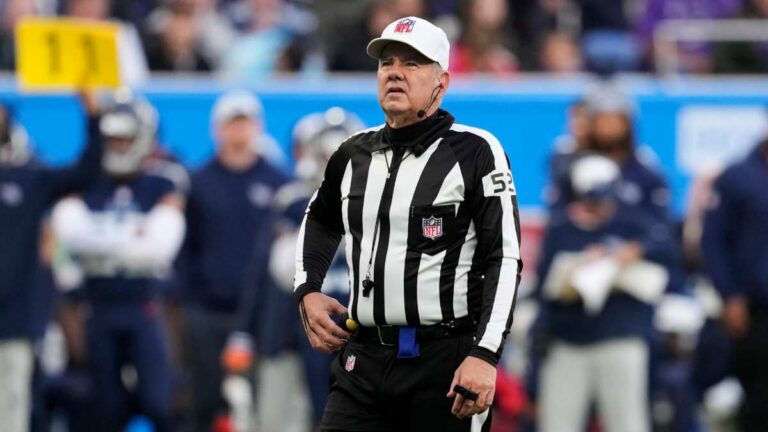 Bill Vinovich será el referee del Super Bowl LVIII