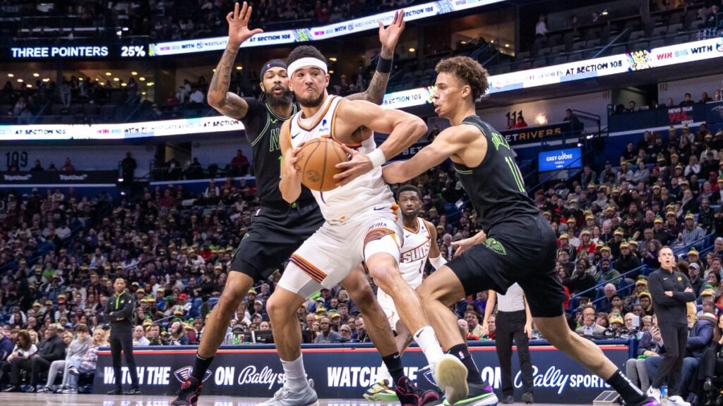 Booker tiene una noche especial ante los Pelicans | Stephen Lew-USA TODAY Sports