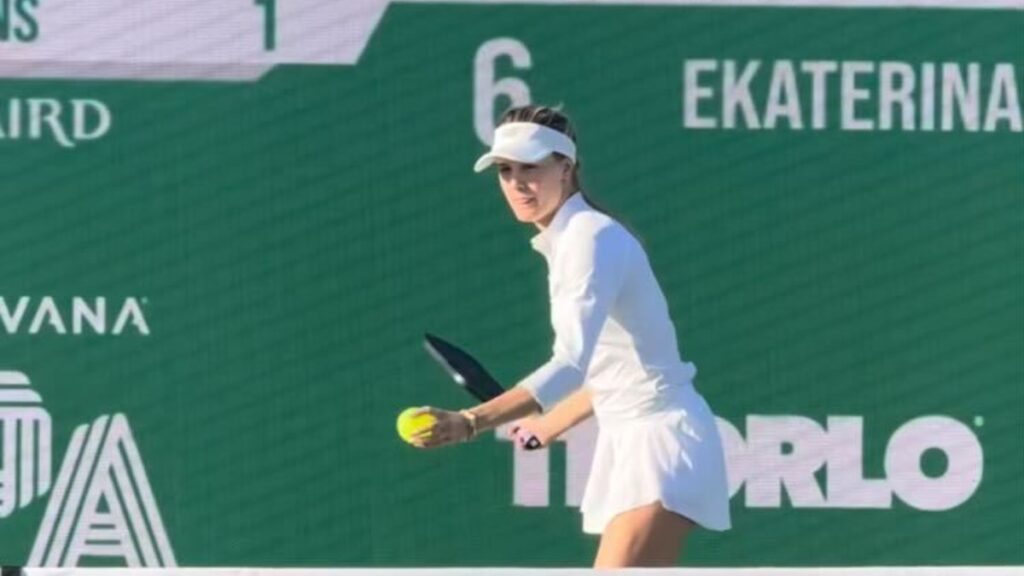 Eugenie Bouchard, ex tenista numero 5 mundial, debuta con derrota en su primer torneo de Pickleball