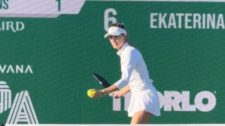 Eugenie Bouchard se pasa al Pickleball… pero debuta con derrota