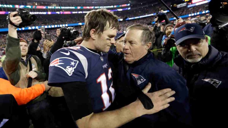 Bill Belichick regresa a los Patriots para la ceremonia del Salón de la Fama de Tom Brady