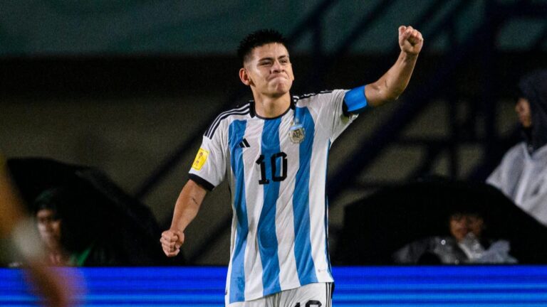 Refuerzo de lujo para la Argentina sub-23: Claudio Echeverri jugará el Preolímpico