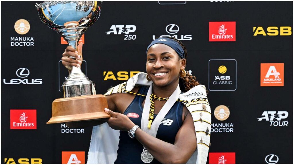 Coco Gauff se convierte en bicampeona de Auckland | AP