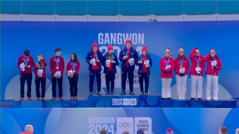 Gran Bretaña gana el oro de curling mixto en Gangwon 2024 tras vencer a Dinamarca