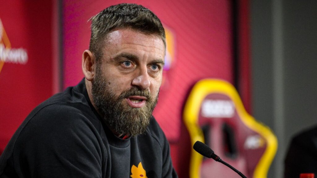 De Rossi habla de sus motivos para firmar con la Roma: "Solo pedí una prima por Champions League"