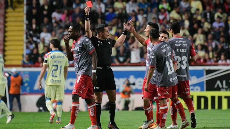 El VAR de Roberto García Orozco: “La acción de Cambindo es temeraria, no debió ser tarjeta roja”