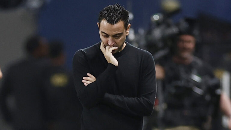 Deco: “Xavi tiene la confianza de la directiva, la derrota ante el Real Madrid no cambia nada”