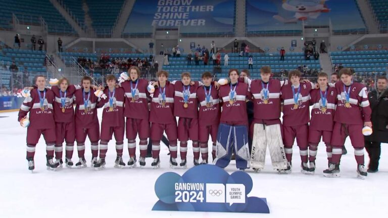 Letonia conquista el oro en hockey sobre hielo 3×3 varonil en Gangwon 2024