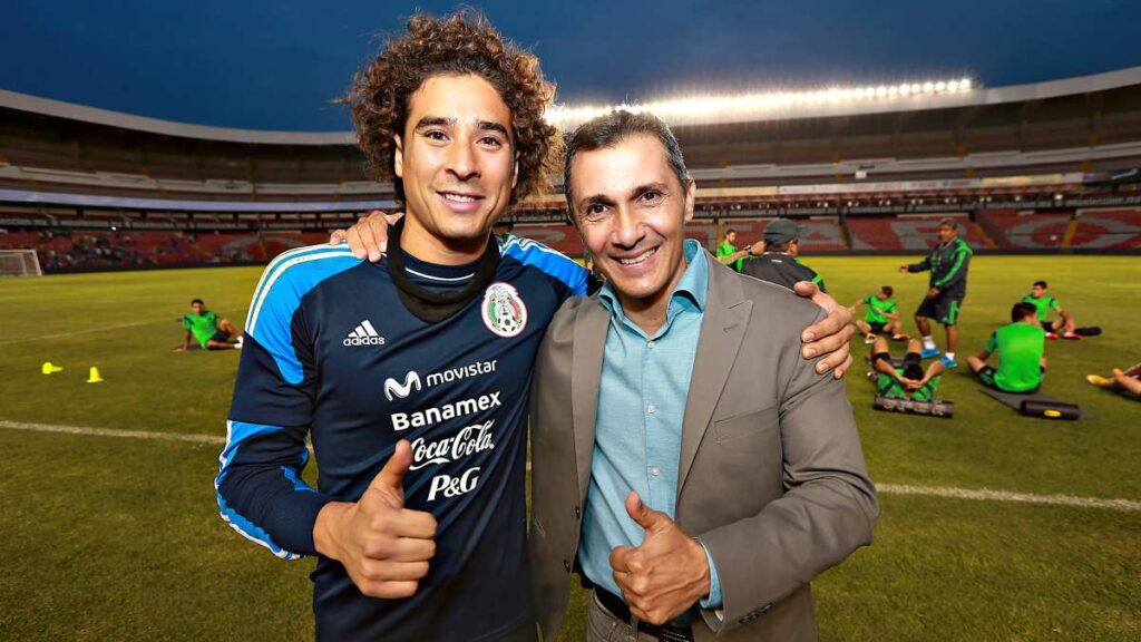 Guillermo Ochoa y Adolfo Ríos