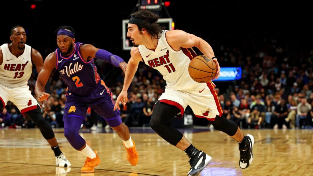 Jaquez anota 10 puntos ante los Suns | Mark J. Rebilas-USA TODAY Sports