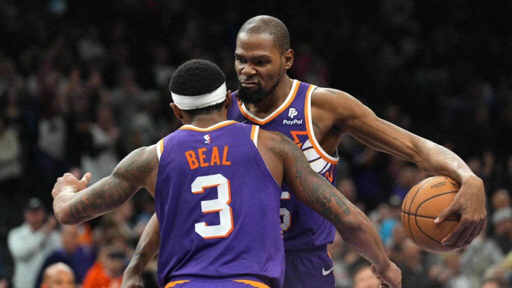 KD impulsa a los Suns ante Pacers | Joe Camporeale-USA TODAY Sports