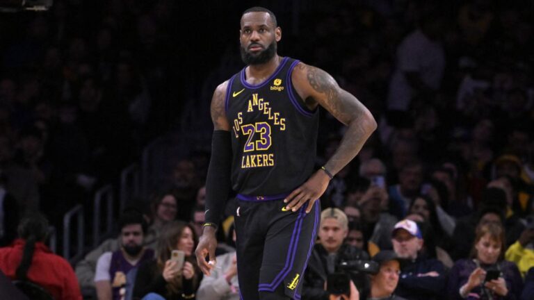 ¿Por qué no jugará LeBron James el martes ante los Clippers?