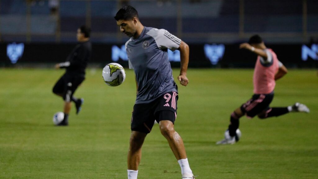 Suárez se va en blanco en su debut con el Inter Miami | REUTERS/Jose Cabezas
