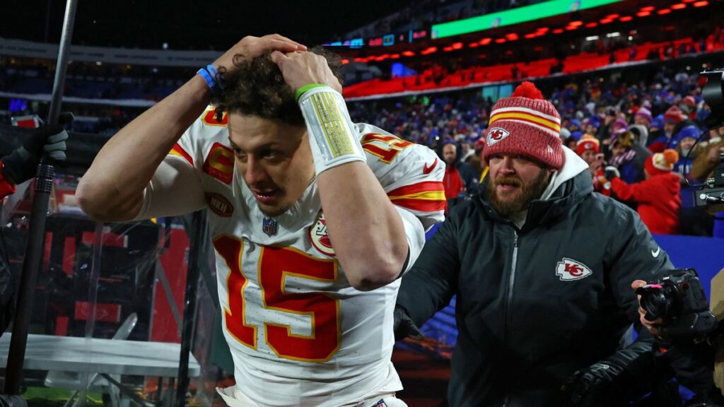 Mahomes no pudo bañarse con agua caliente | Mark J. Rebilas-USA TODAY Sports