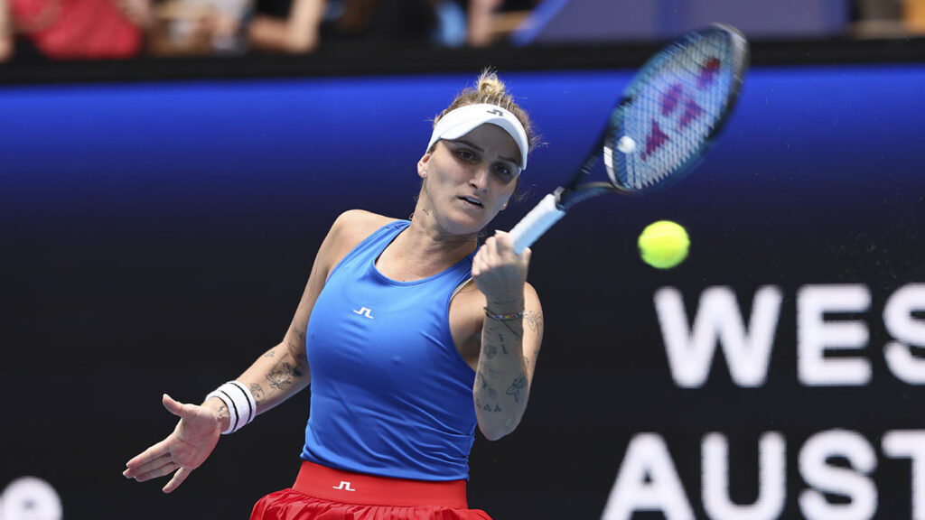 Marketa Vondrousova estaría en duda para el Abierto de Australia. AP