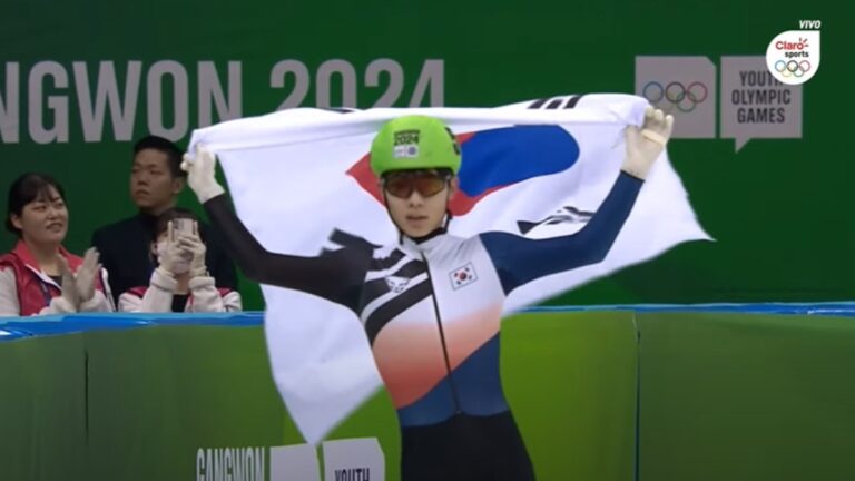 ¡Primera medalla para los anfitriones! Jaehee Joo le da el oro a Corea del Sur en el patinaje de velocidad de pista corta 1500m en Gangwon 2024