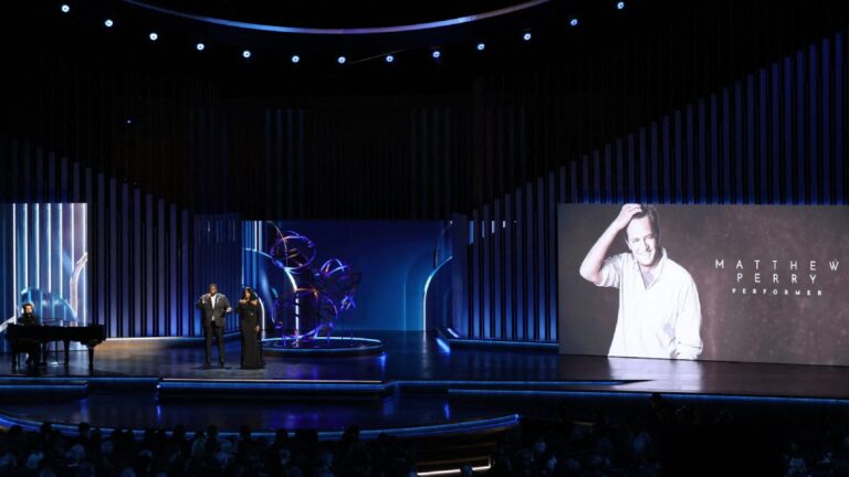 Emotivo tributo a Mathew Perry en los premios Emmy