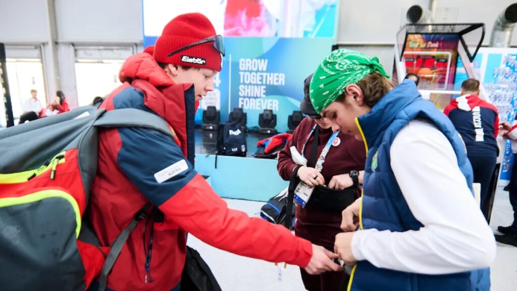 En el intercambio, no solo participan atletas, también voluntarios | IOC Media