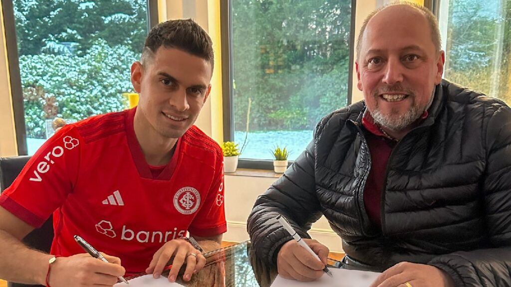 Rafael Santos Borre Internacional