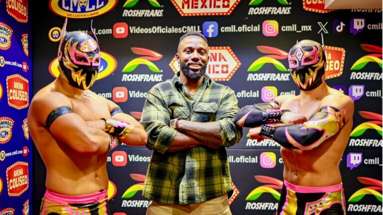¡Visita de lujo! Randy Arozarena asiste a la Lucha Libre en la Arena México