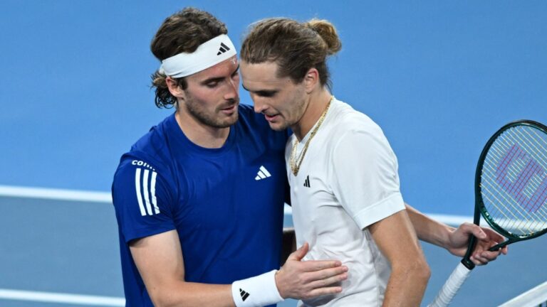 Alexander Zverev mete a Alemania a las semifinales de la United Cup tras vencer a la Grecia de Tsitsipas