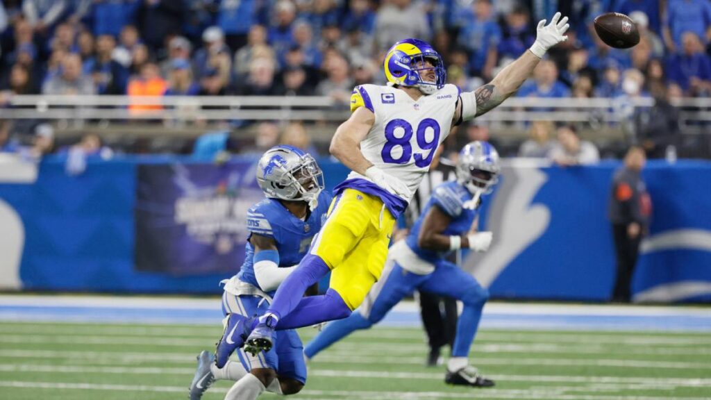 Tyler Higbee, jugador de Rams, sufre una terrible lesión | AP