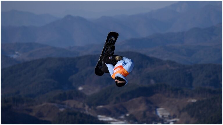 ¡Sin sorpresa! Eli Bouchard se lleva el oro en la final varonil de big air en snowboard de Gangwon 2024