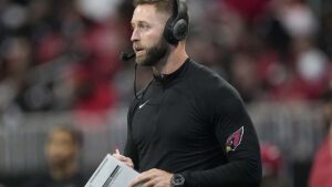 Kliff Kingsbury, uno de los candidatos para ser el siguiente entrenador en jefe de los Bears