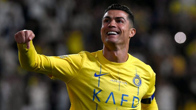 Al-Nassr y Cristiano Ronaldo derrotan a Al-Fateh y se acercan a la cima en Arabia