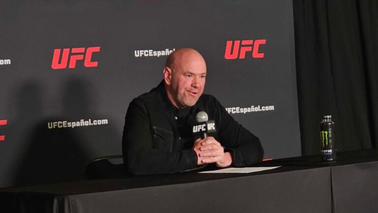 Dana White reacciona a la trifulca de aficionados en UFC México: “Es una de las cosas más locas que he visto”
