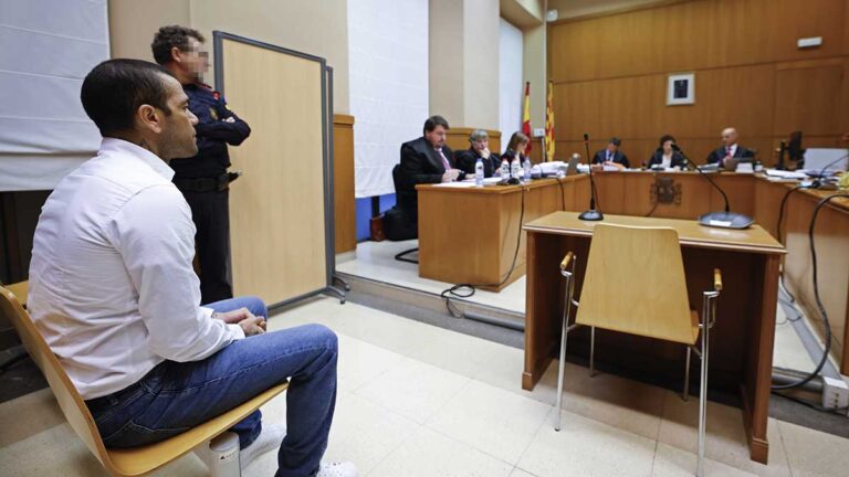 Juicio Dani Alves: Víctima ratifica acusaciones y tribunal descarta suspender el procedimiento penal