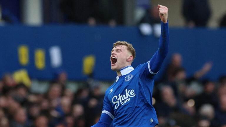 ¡Le rebajan la sanción! La Premier devuelve cuatro puntos al Everton