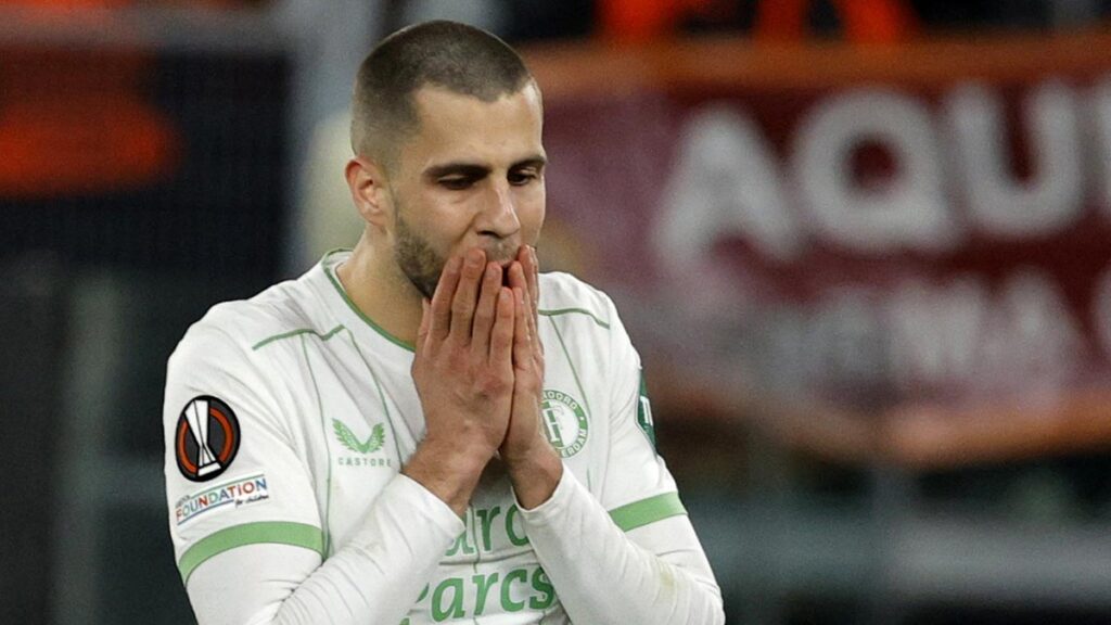 Feyenoor queda eliminado de nueva cuenta por la Roma en la Europa League. Reuters