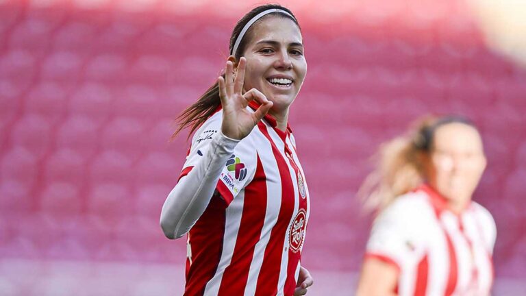 ¡Triple récord! Alicia Cervantes vuelve a hacer historia en la Liga MX Femenil en goleada de Chivas ante Santos