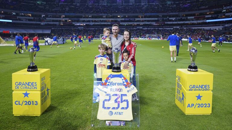 América aprovecha el Clásico Joven ante Cruz Azul para rendir homenaje a Miguel Layún