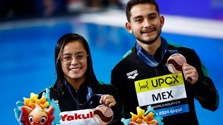 Kevin Berlín y Alejandra Estudillo se cuelgan el bronce en los clavados sincronizados plataforma 10m del Mundial de Natación Doha 2024