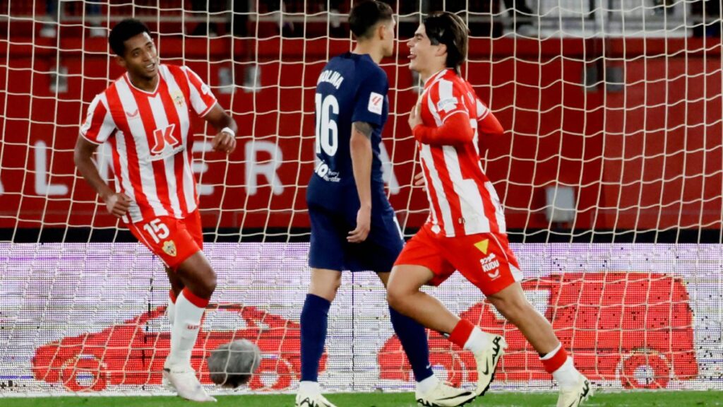 Empate entre Almería y Atlético de Madrid con sabor argentino luego de que marcaran Luka Romero, Ángel Correa y Rodrigo de Paul.